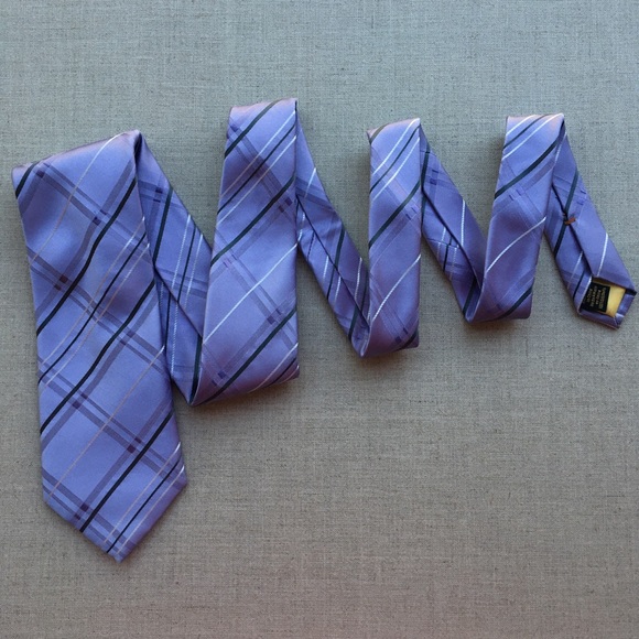 Donald Trump Lavender Striped Silk Tie - Picture 6 of 6